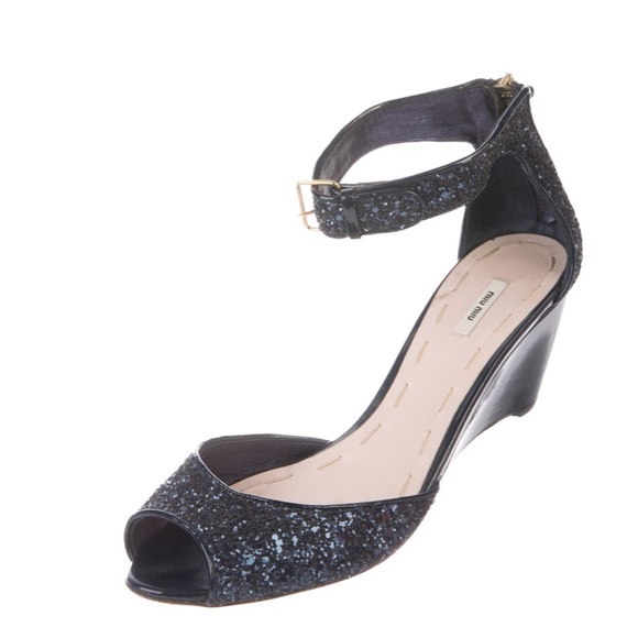 - ❤️💋 Miu Miu sequin wedge sandals 💋💕